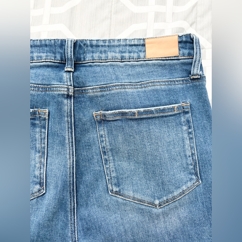 PAIGE Hoxton Slim Jeans Size 30 - Picture 6 of 7